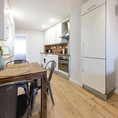 Bravissimo Eiximenis, With Beautiful Terrace And Views * ז'ירונה