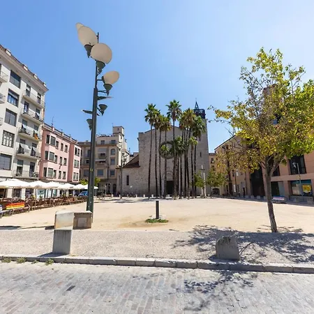 Апартаменты Bravissimo Eiximenis, With Beautiful Terrace And Views